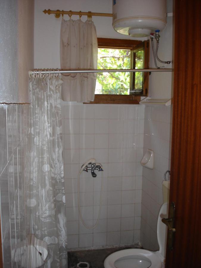 Ilias Appartements Tsaprounis Ellinika  外观 照片