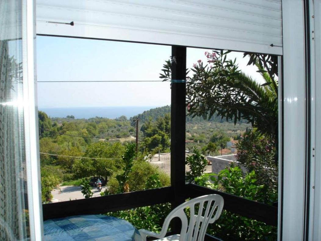 Ilias Appartements Tsaprounis Ellinika  外观 照片